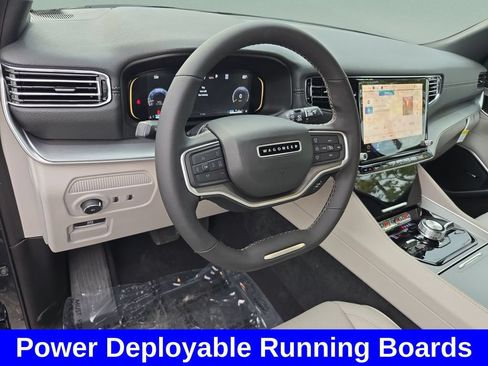 New 2025 Jeep Wagoneer L Series II AWD/4WD image 15
