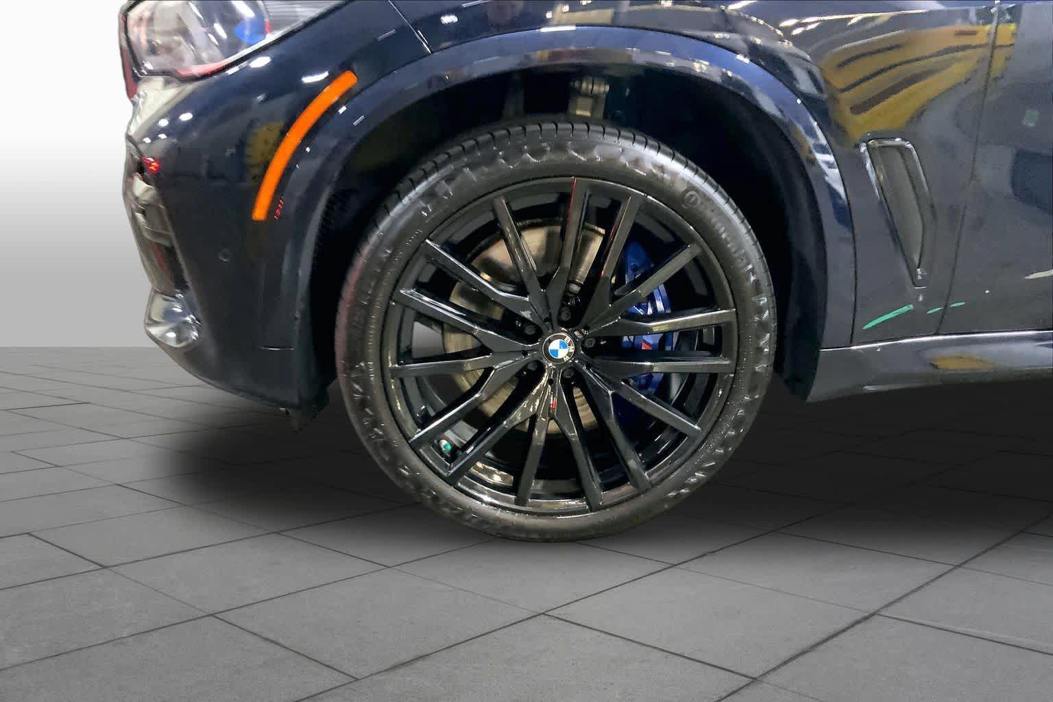 Used 2022 BMW X5 M50i w/ Executive Package AWD/4WD image 11