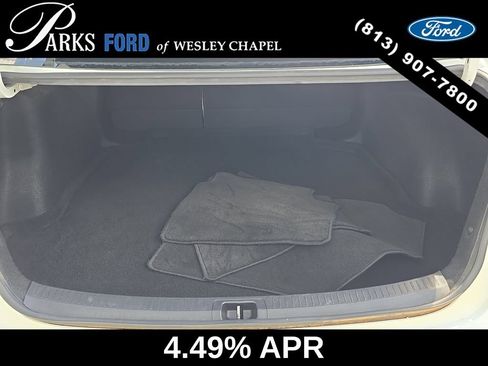 Used 2022 Toyota Corolla LE FWD image 9