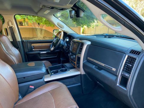 Used 2014 RAM 2500 Longhorn w/ Convenience Group AWD/4WD image 55