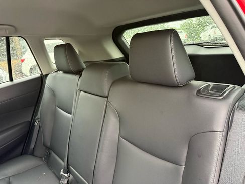 Used 2023 Toyota Corolla Cross XLE FWD image 6