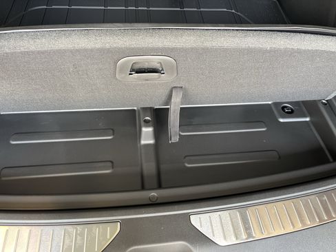 New 2026 Chevrolet Suburban High Country AWD/4WD image 10