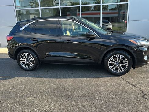 Used 2020 Ford Escape SEL AWD/4WD image 2