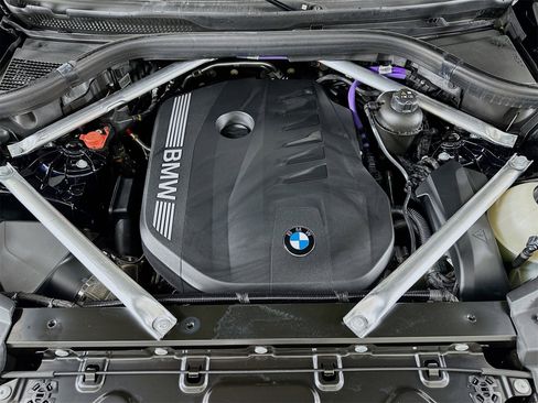 Used 2025 BMW X5 sDrive40i w/ M Sport Package image 33