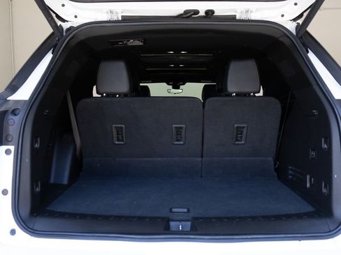 Used 2022 Chevrolet Traverse High Country AWD/4WD image 14