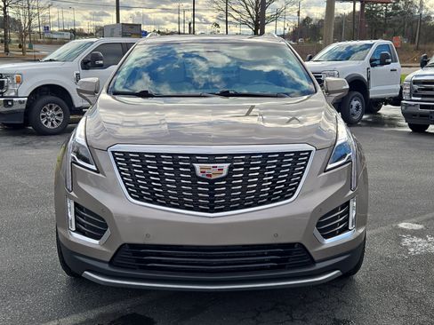 Used 2022 Cadillac XT5 Premium Luxury image 2