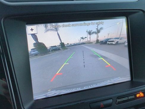 Used 2018 Ford Explorer XLT w/ Equipment Group 202A FWD image 15