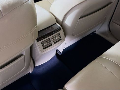 Used 2009 Toyota Venza image 23