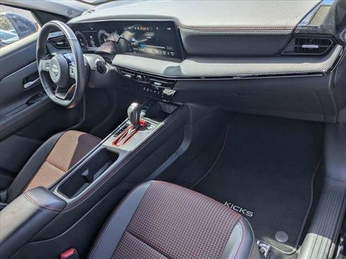 Used 2025 Nissan Kicks SR FWD image 20