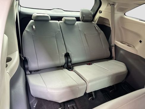 Certified 2024 Toyota Sienna Limited AWD/4WD image 23