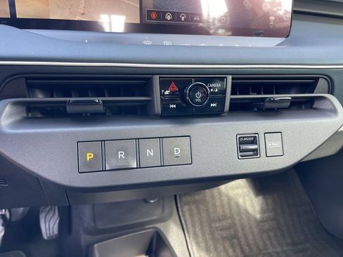 New 2026 Nissan Leaf Platinum+ w/ Cargo Package (Platinum+) image 10