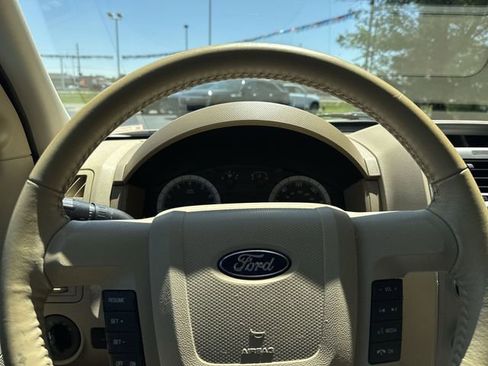 Used 2009 Ford Escape XLT AWD/4WD image 21