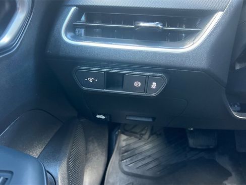 Used 2025 Kia K4 LXS image 30