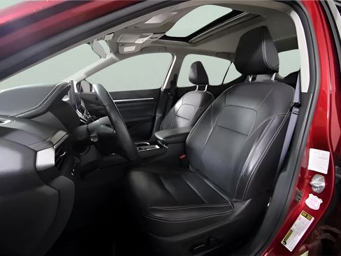 Used 2023 Nissan Altima 2.5 SL FWD image 15