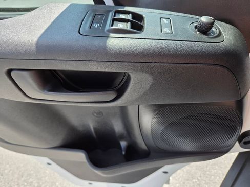 Used 2025 RAM ProMaster 2500 w/ Convenience Group FWD image 26