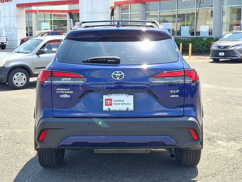 Used 2023 Toyota Corolla Cross XLE w/ Convenience Package AWD/4WD image 6