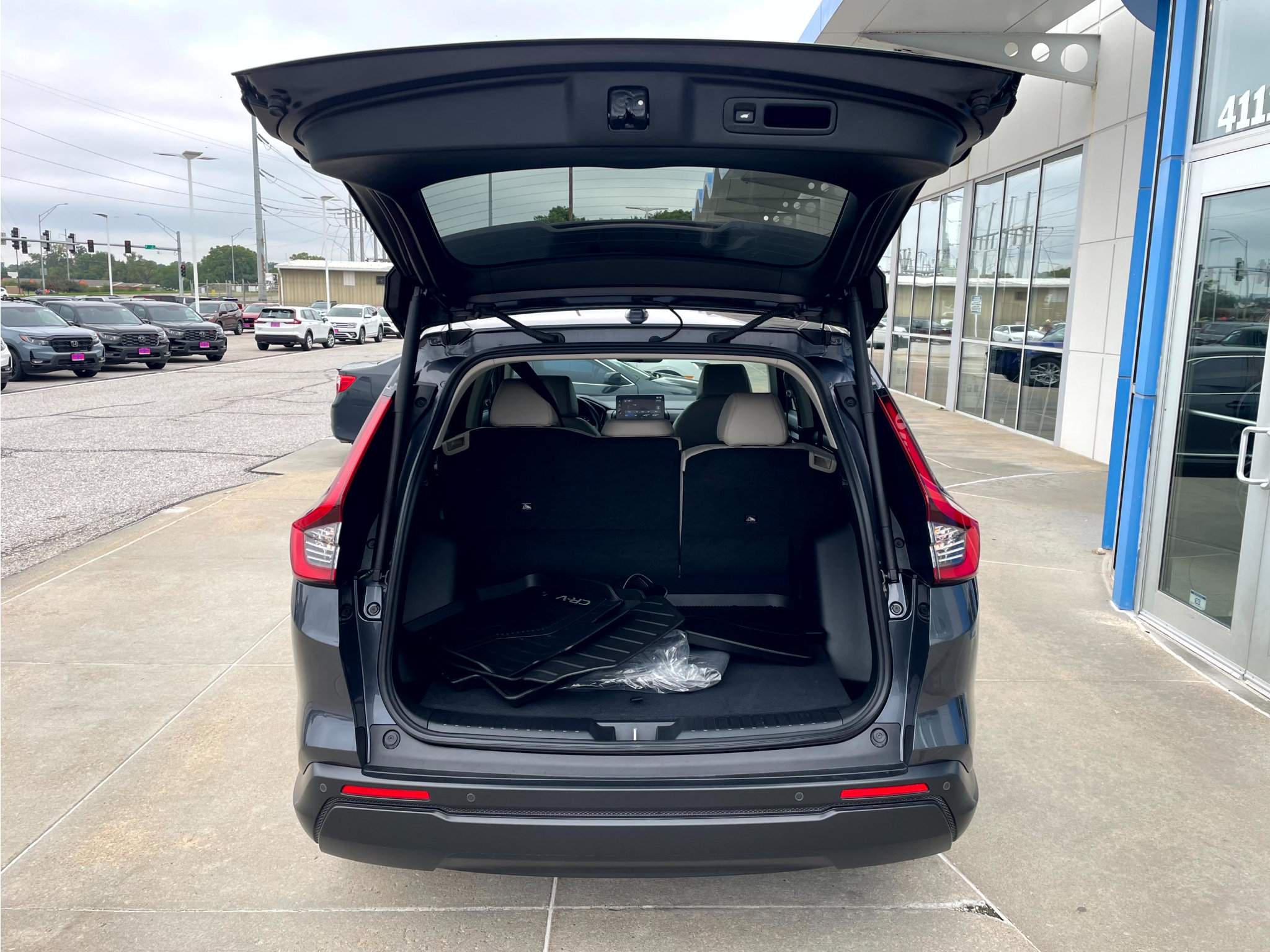 Used 2026 Honda CR-V EX-L image 9