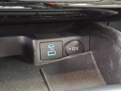 Certified 2022 Ford Escape SE AWD/4WD image 17