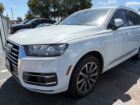 Used 2017 Audi Q7 3.0T Prestige AWD/4WD image 16
