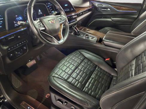Used 2021 Cadillac Escalade Premium Luxury Platinum image 10