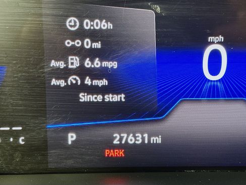 Used 2023 Volkswagen Tiguan SE w/ Panoramic Sunroof Package image 19