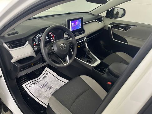 Used 2023 Toyota RAV4 XLE image 26