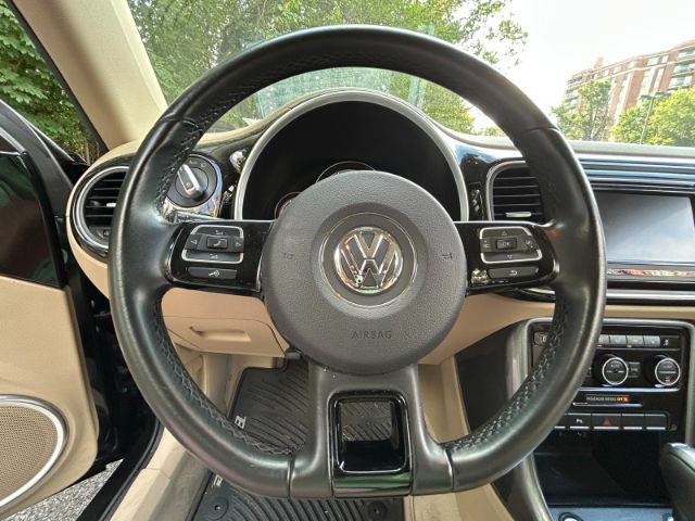 Used 2017 Volkswagen Beetle 1.8T SEL w/ Beetle Lighting Package FWD image 10