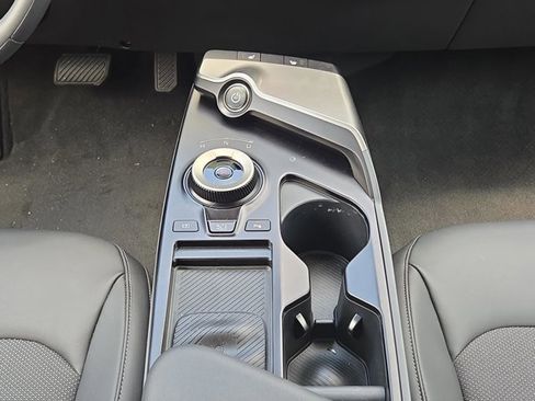 Used 2025 Kia EV6 Light w/ Light LR Technology Package image 16