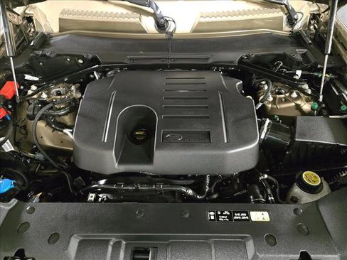 Certified 2024 Land Rover Defender 110 X-Dynamic SE image 30