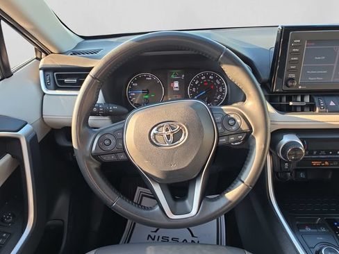 Used 2022 Toyota RAV4 XLE Premium AWD/4WD image 13