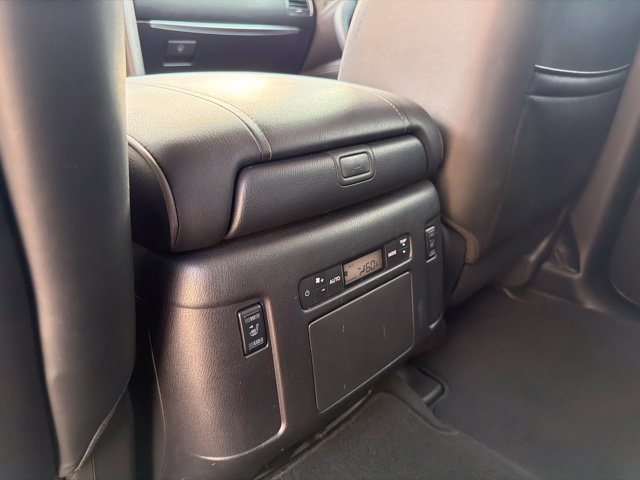 Used 2021 Nissan Armada Platinum w/ Captain's Chairs Package RWD image 29