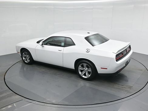 Used 2020 Dodge Challenger SXT image 37