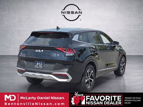 Used 2023 Kia Sportage EX FWD image 5