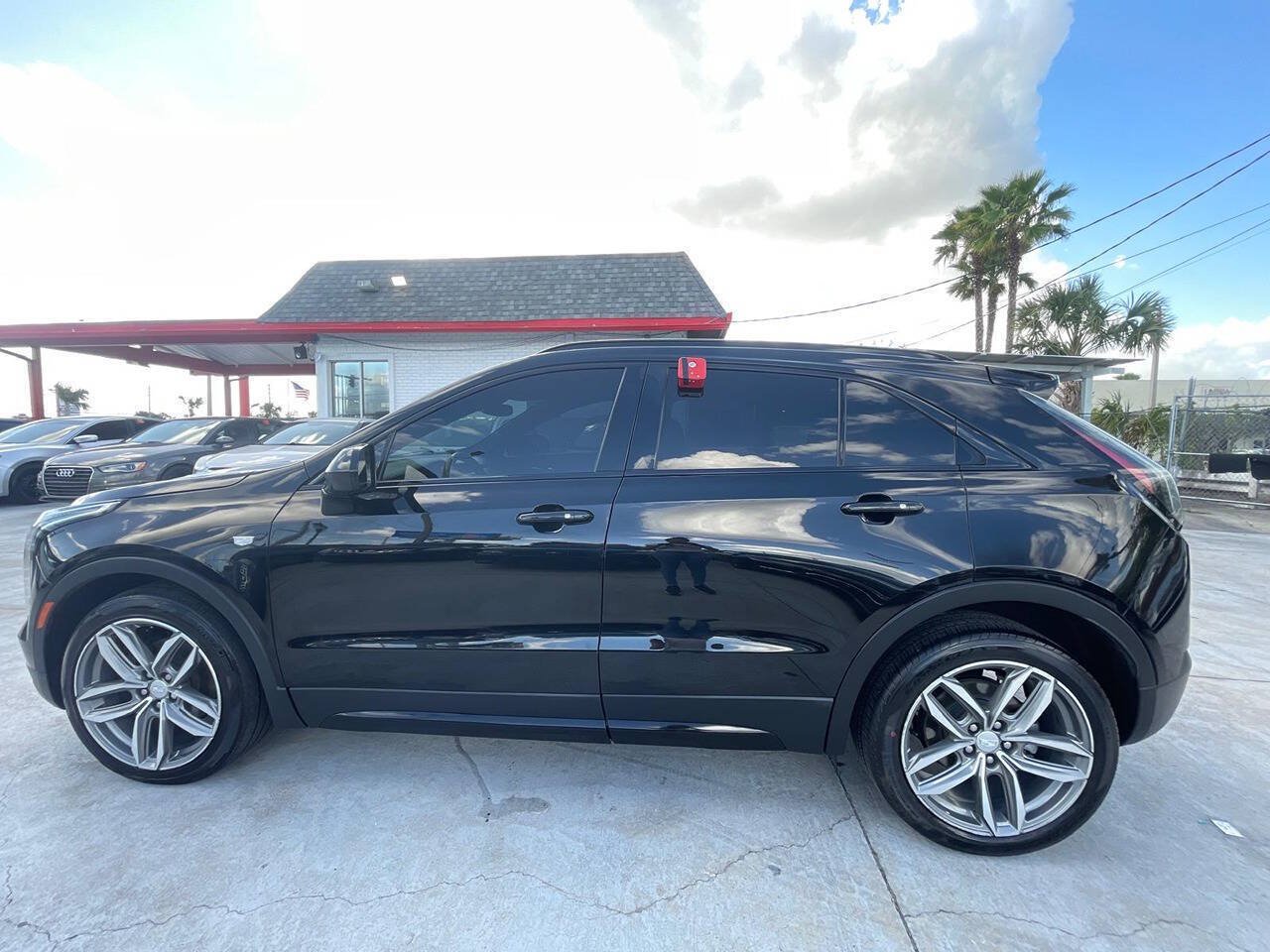 Used 2019 Cadillac XT4 Sport AWD/4WD image 8