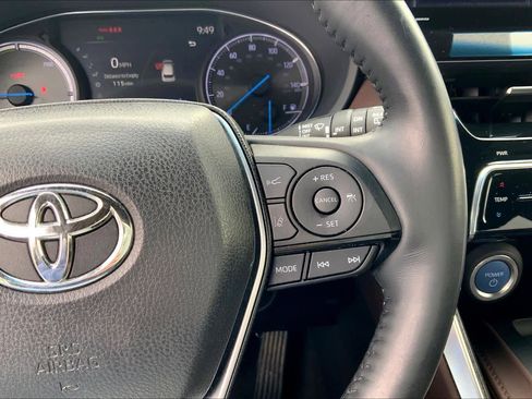 Used 2021 Toyota Venza Limited AWD/4WD image 24