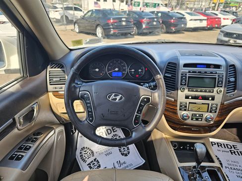 Used 2012 Hyundai Santa Fe Limited image 17