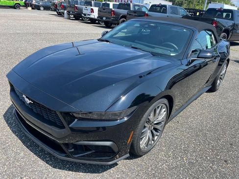 New 2025 Ford Mustang Premium image 4