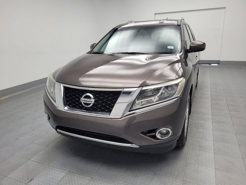 Used 2015 Nissan Pathfinder SV image 15