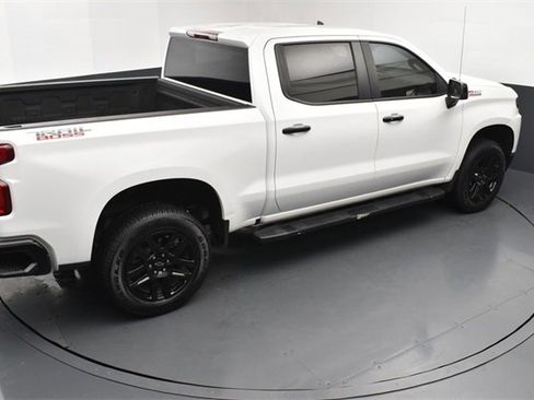 Used 2022 Chevrolet Silverado 1500 LT Trail Boss image 18