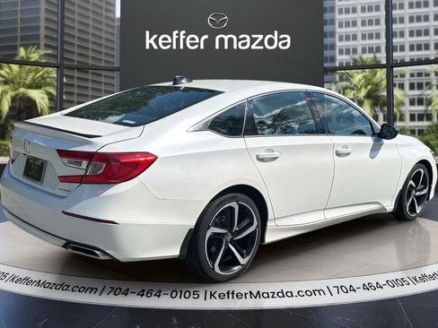Used 2022 Honda Accord Sport image 7