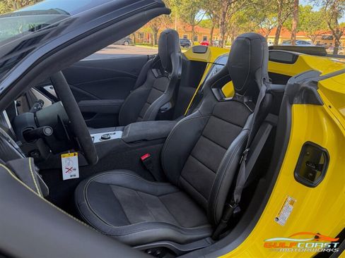 Used 2016 Chevrolet Corvette Z06 w/ C7.r Special Edition RWD image 20