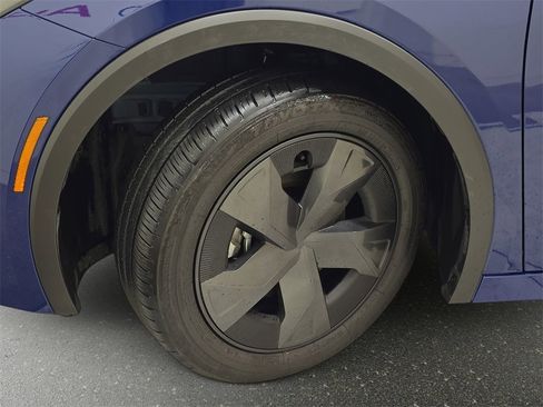 Used 2026 Toyota Prius SE image 31