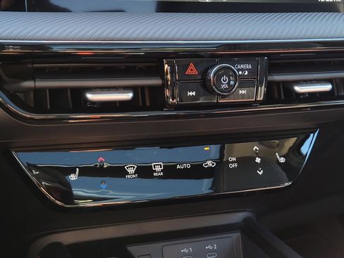 New 2026 Nissan Kicks SR w/ SR Premium Package image 23