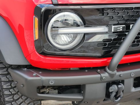 Used 2023 Ford Bronco Wildtrak AWD/4WD image 10