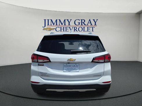 Used 2023 Chevrolet Equinox Premier FWD image 4