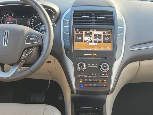 Used 2018 Lincoln MKC Reserve w/ Lincoln MKC Climate Package FWD image 21