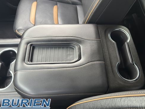 Used 2021 GMC Yukon AT4 image 17