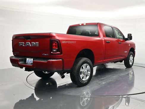 New 2026 RAM 3500 Big Horn AWD/4WD image 5