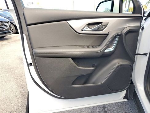 New 2025 Chevrolet Blazer LT image 11