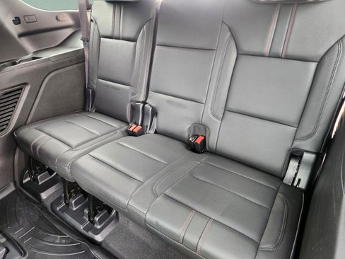 Used 2021 Chevrolet Tahoe RST w/ Luxury Package RWD image 28